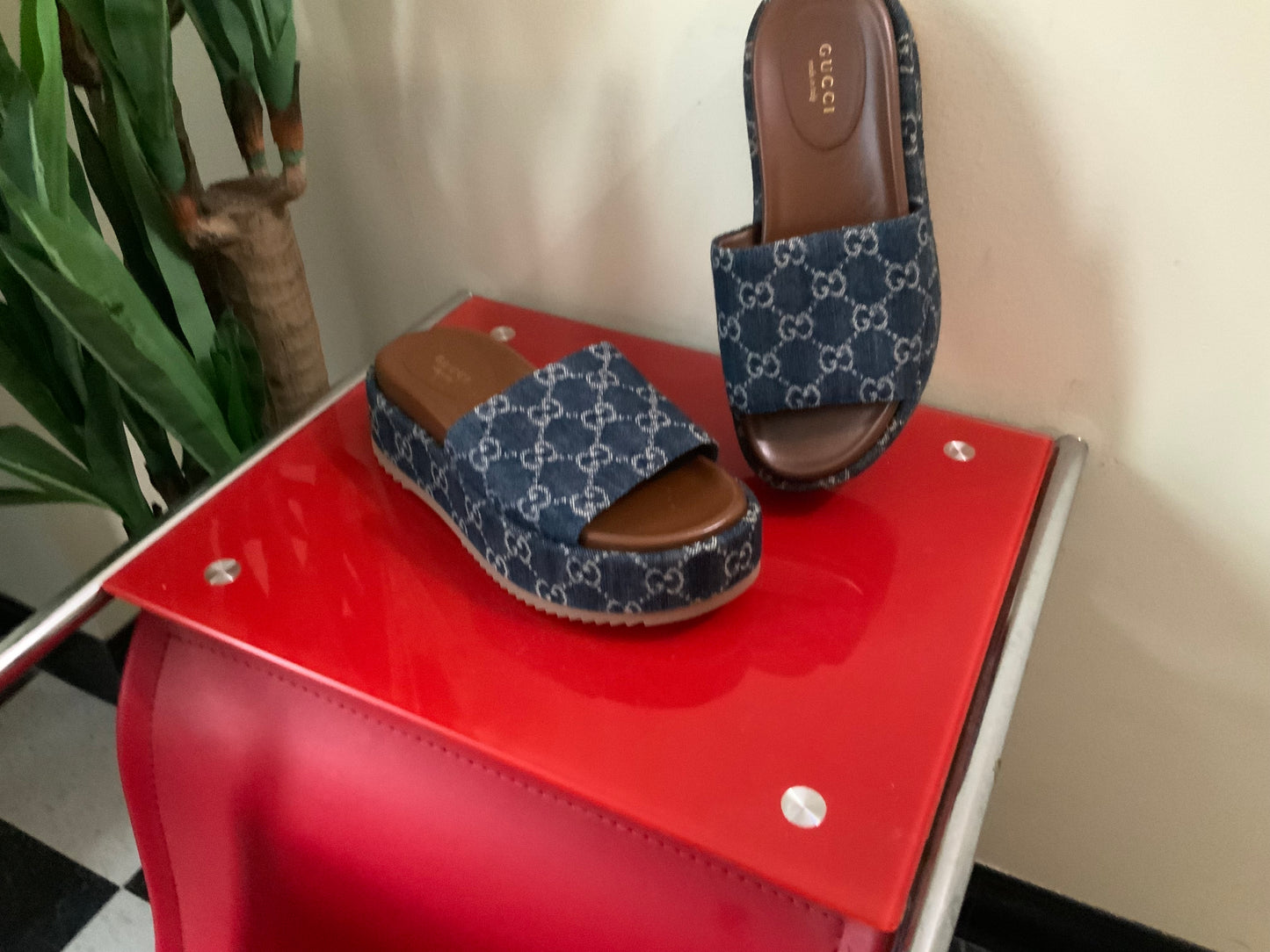 Gucci platform slides